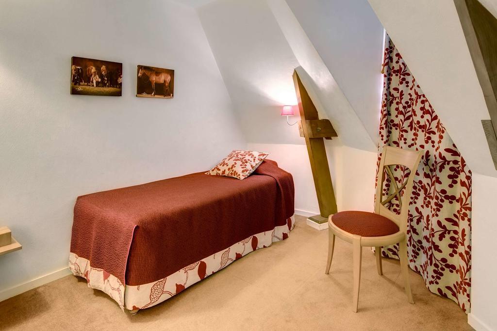 Les Ormes Domaine Et Resort Epiniac Buitenkant foto