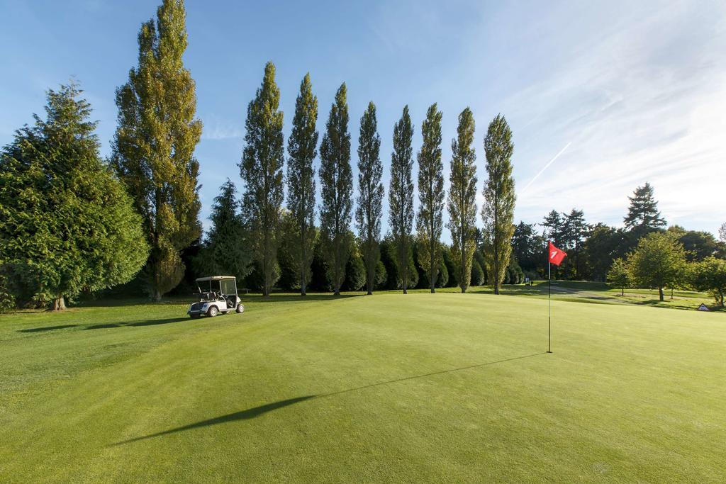 Les Ormes Domaine Et Resort Epiniac Buitenkant foto