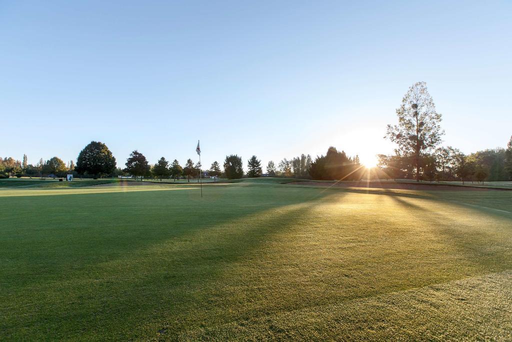Les Ormes Domaine Et Resort Epiniac Buitenkant foto