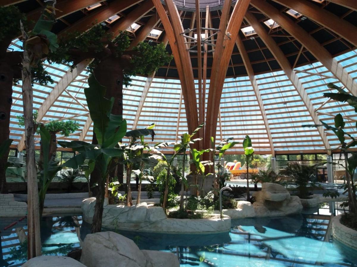 Les Ormes Domaine Et Resort Epiniac Buitenkant foto